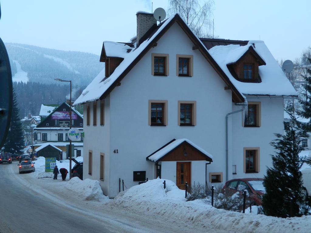 Privat Fedoriska 民宿 Špindlerŭv Mlýn